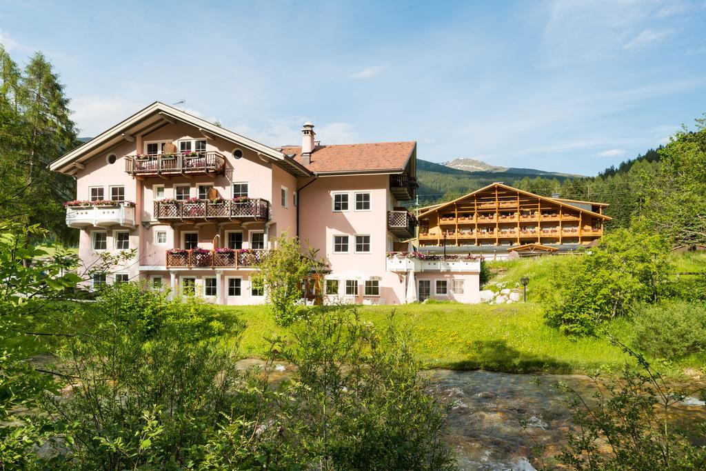 Hotel BAD MOOS Dependance Mühlenhof Sexten Exterior foto
